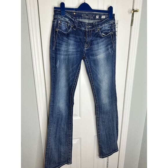 Miss Me jp5465b3 boot cut Jeans embellished Pockets Low Rise - Picture 2 of 13